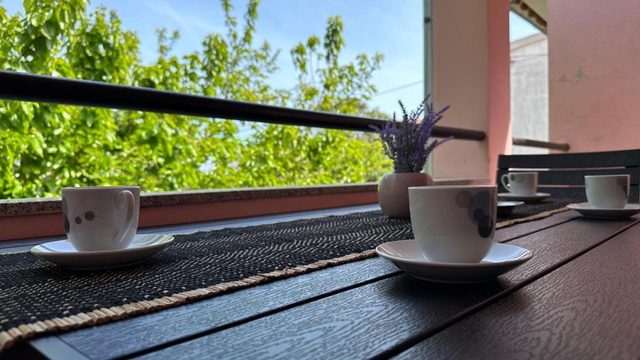 Apartment Murva Premantura Eksteriør billede
