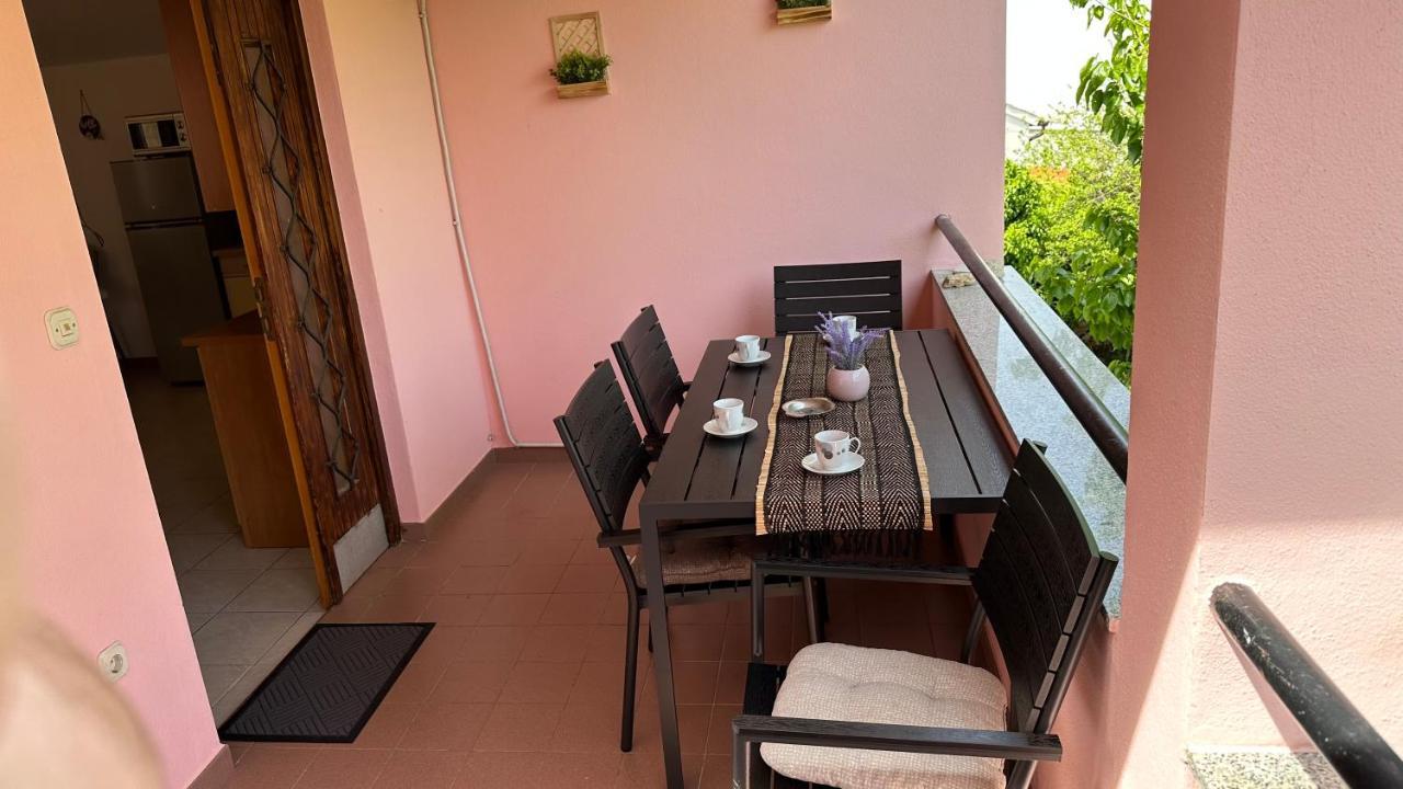 Apartment Murva Premantura Eksteriør billede